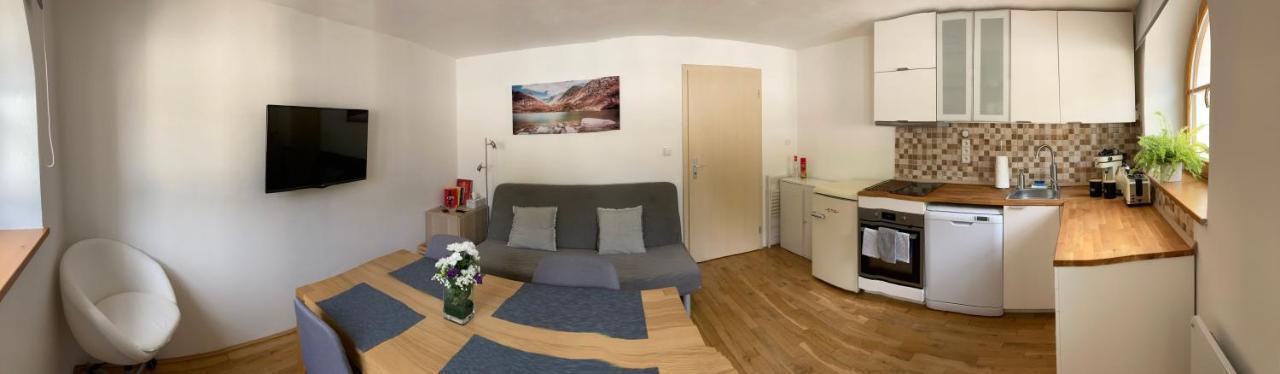 Apartman Hopi Hopi Свобода-Над-Упоу Экстерьер фото