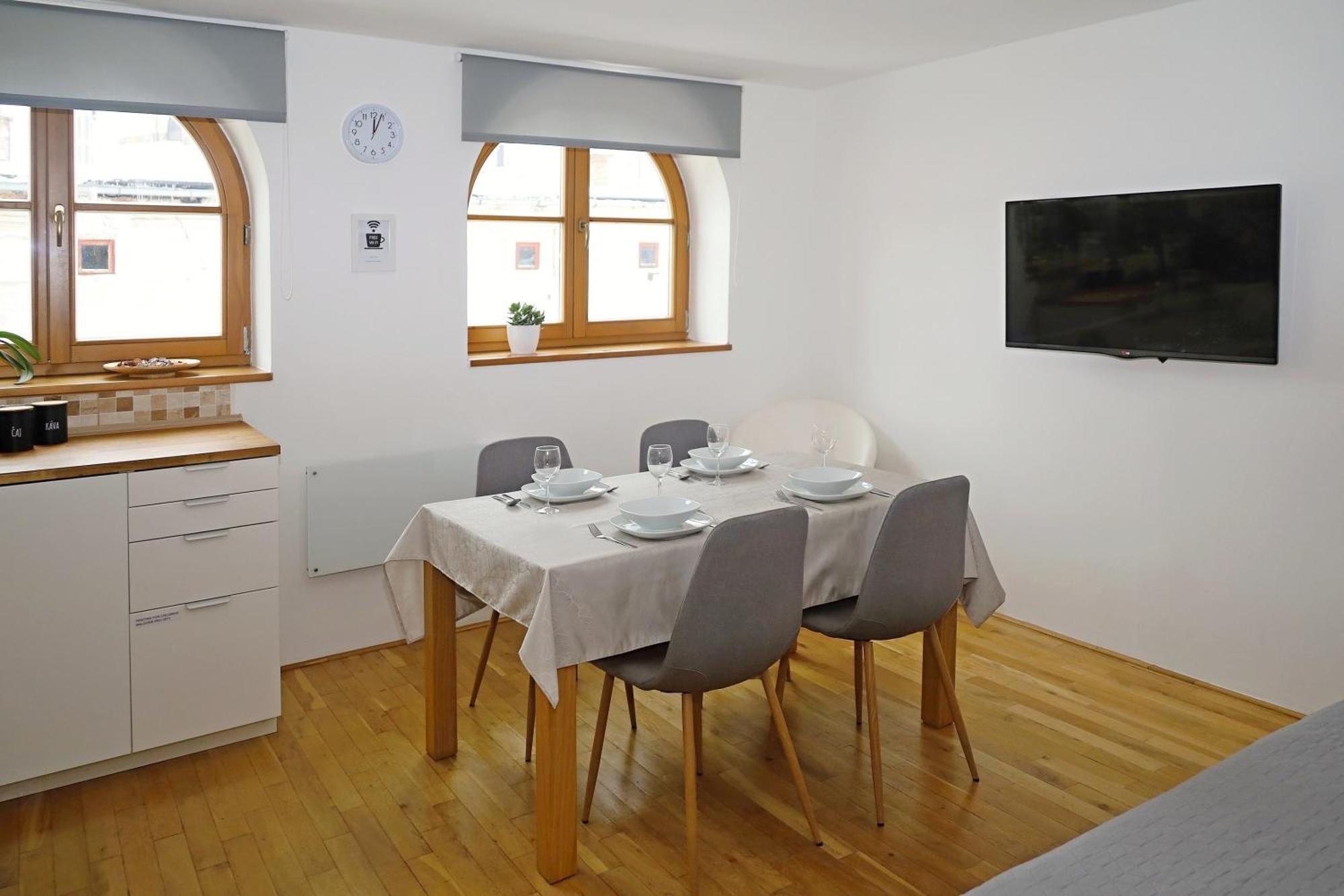 Apartman Hopi Hopi Свобода-Над-Упоу Экстерьер фото